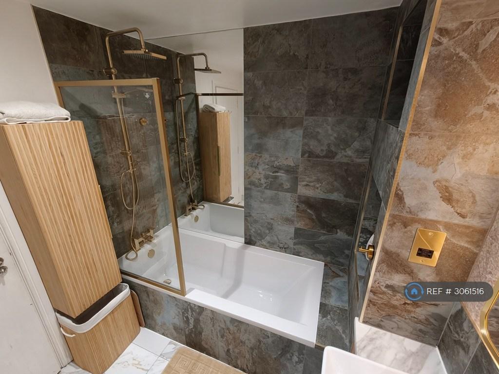 Apartment in London - View 2