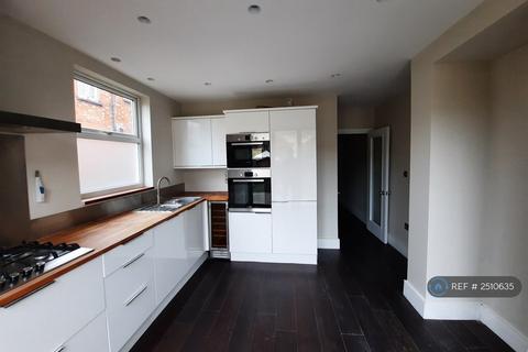 2 bedroom flat to rent, Drayton Road, London, NW10