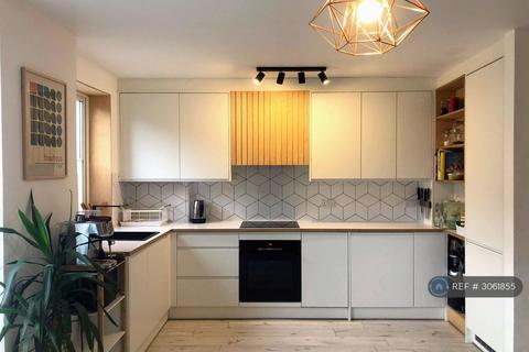 2 bedroom flat to rent, Hackney Road, London, E2