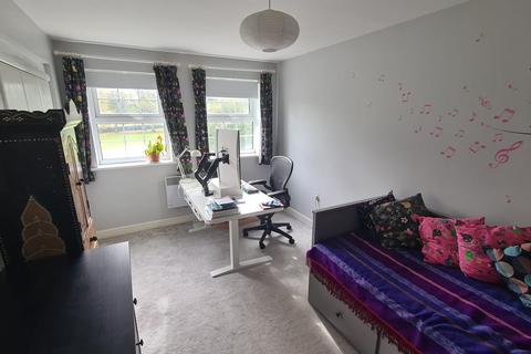 2 bedroom flat for sale, Beckett Road, Coulsdon, CR5