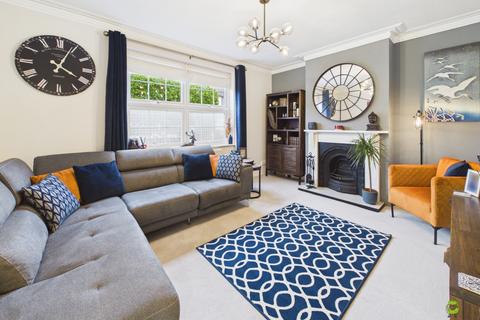 3 bedroom semi-detached house for sale, Chapel Road, Bexleyheath, Kent, DA7