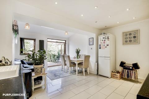 2 bedroom terraced house for sale, Lower Hall Lane, London, E4