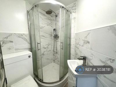 Apartment in London - View 3