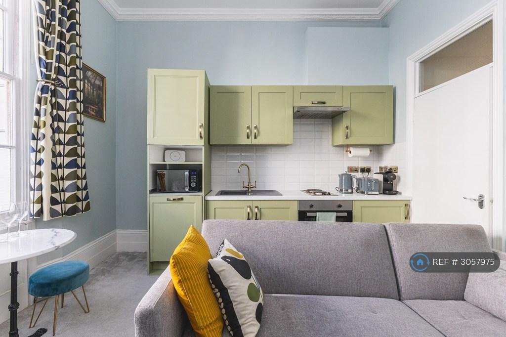 Apartment in London - More