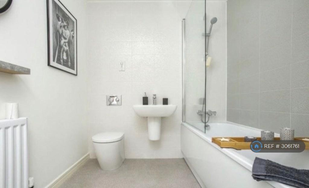 Apartment in Glasgow - More