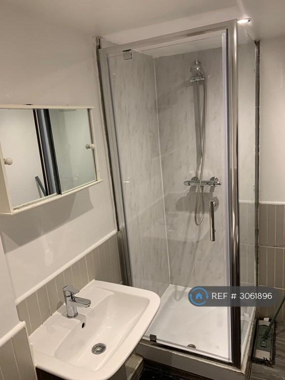 Apartment in London - View 3
