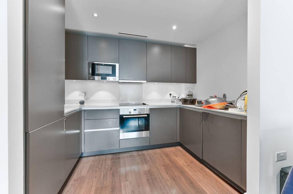Apartment in London - View 3