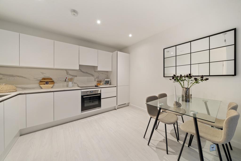 Apartment in London - View 3