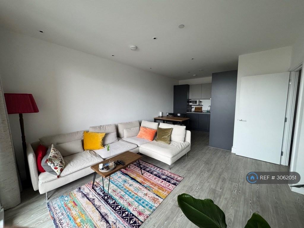 Apartment in London, Southmere, West Heath - View 3