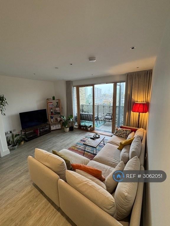 Apartment in London, Southmere, West Heath - View 4