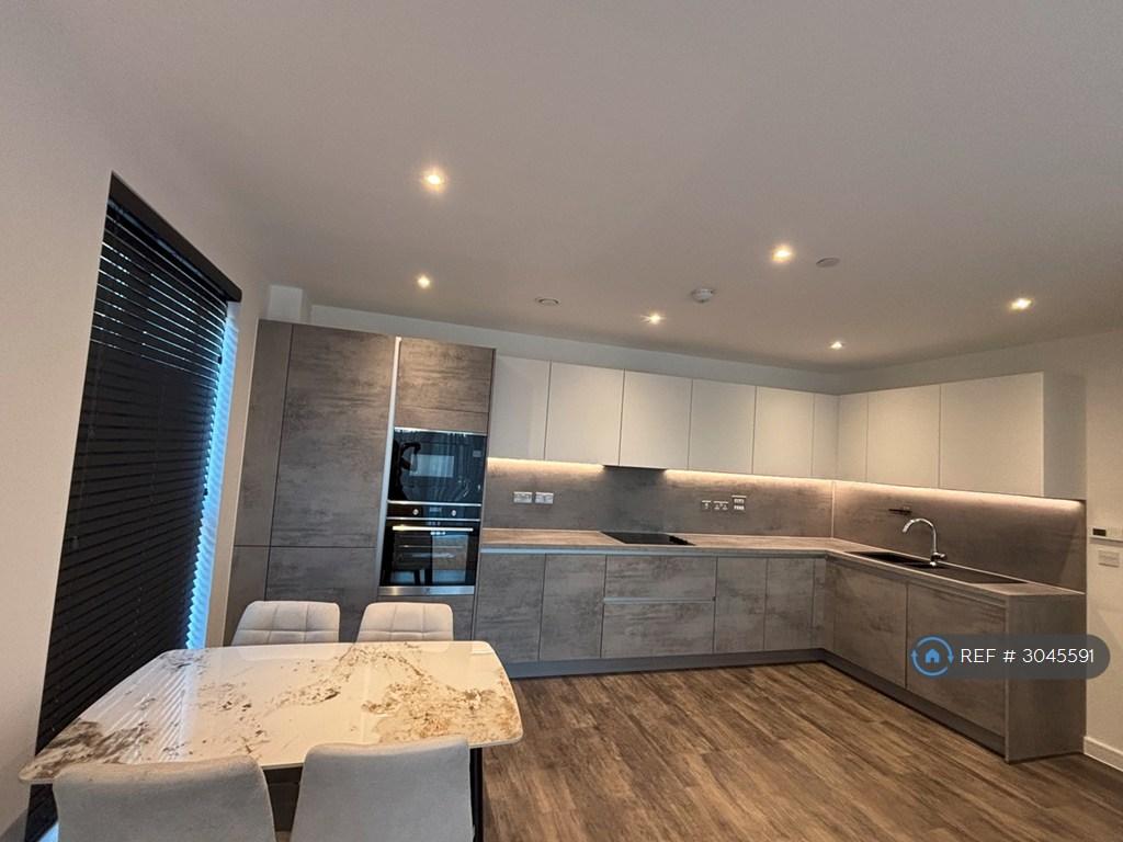 Apartment in London - View 3