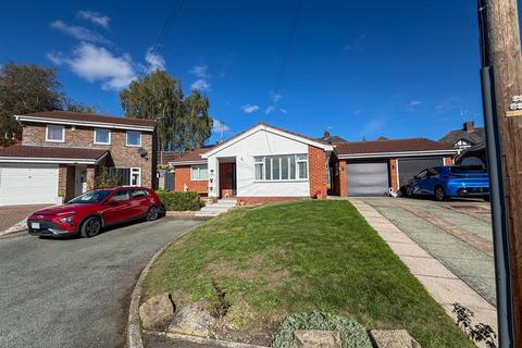 2 bedroom bungalow for sale, Station Road, Trevor, Llangollen