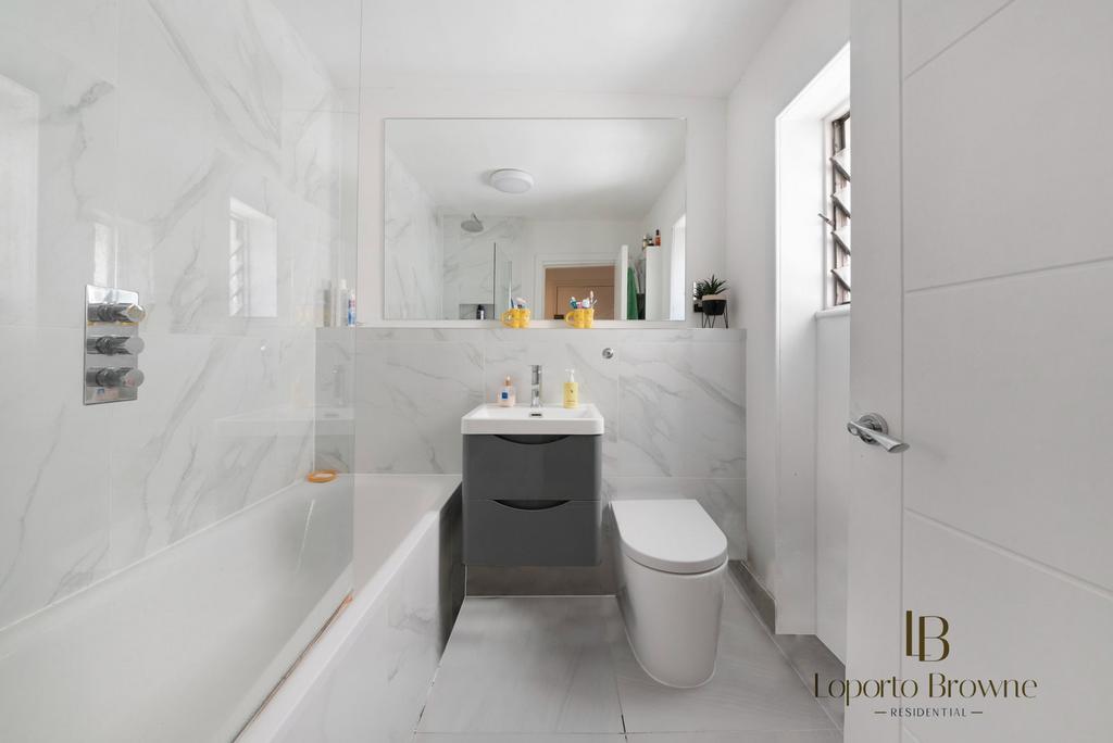 Apartment in London - More