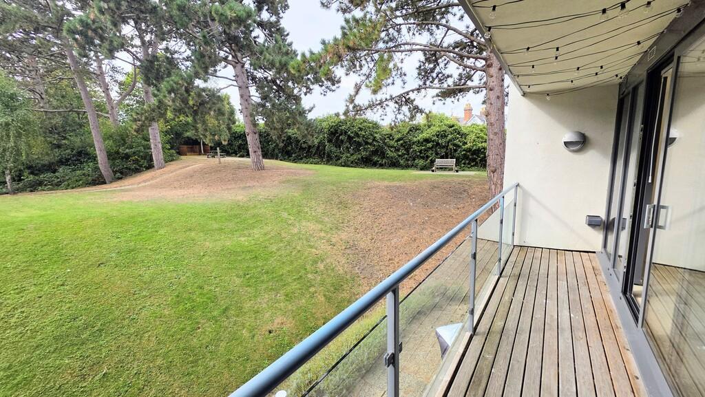Apartment in Cheltenham - View 5