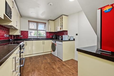 3 bedroom terraced house for sale, Crouch Street, Noak Bridge, SS15