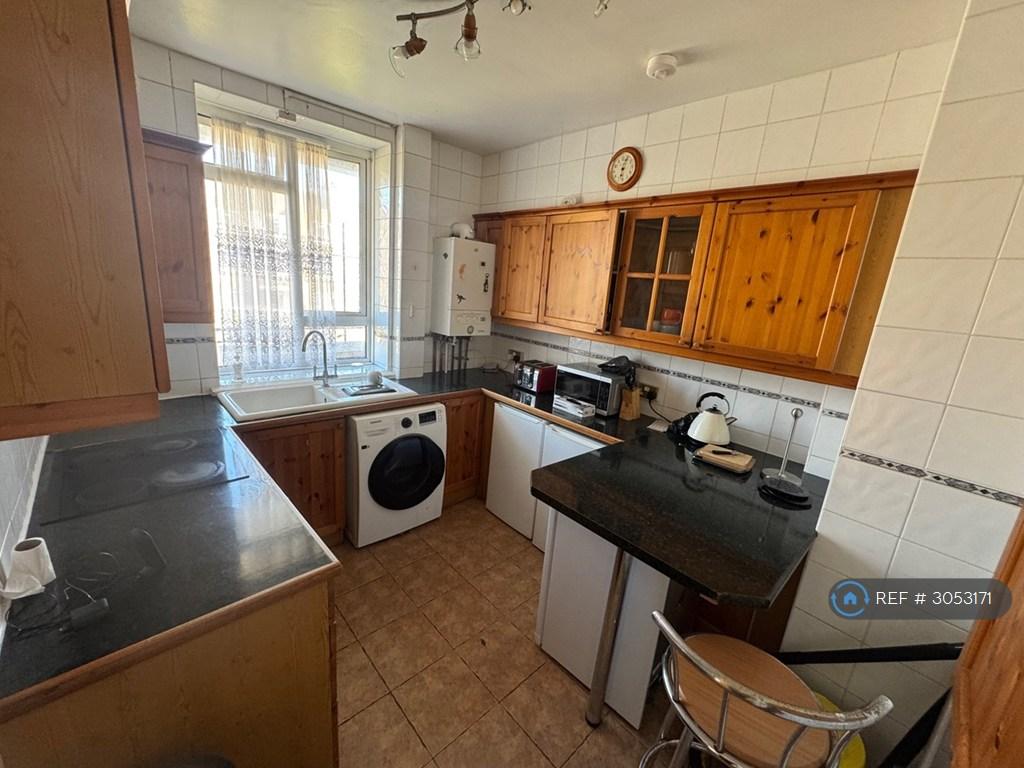 Apartment in London - View 2