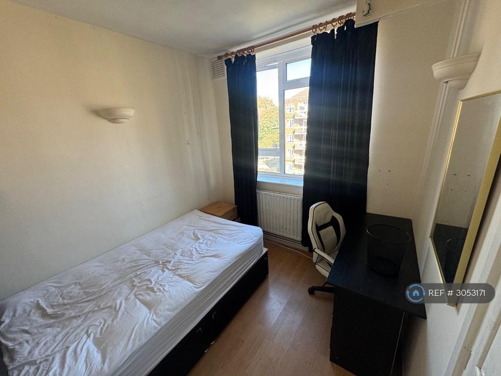 Apartment in London - View 5