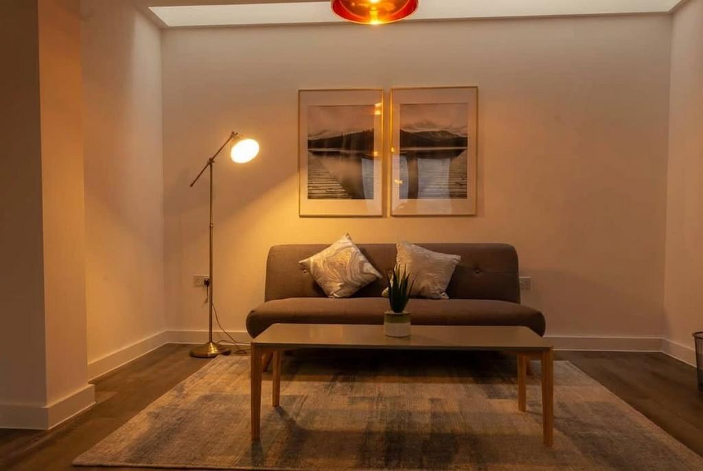 House in Stretford - View 4