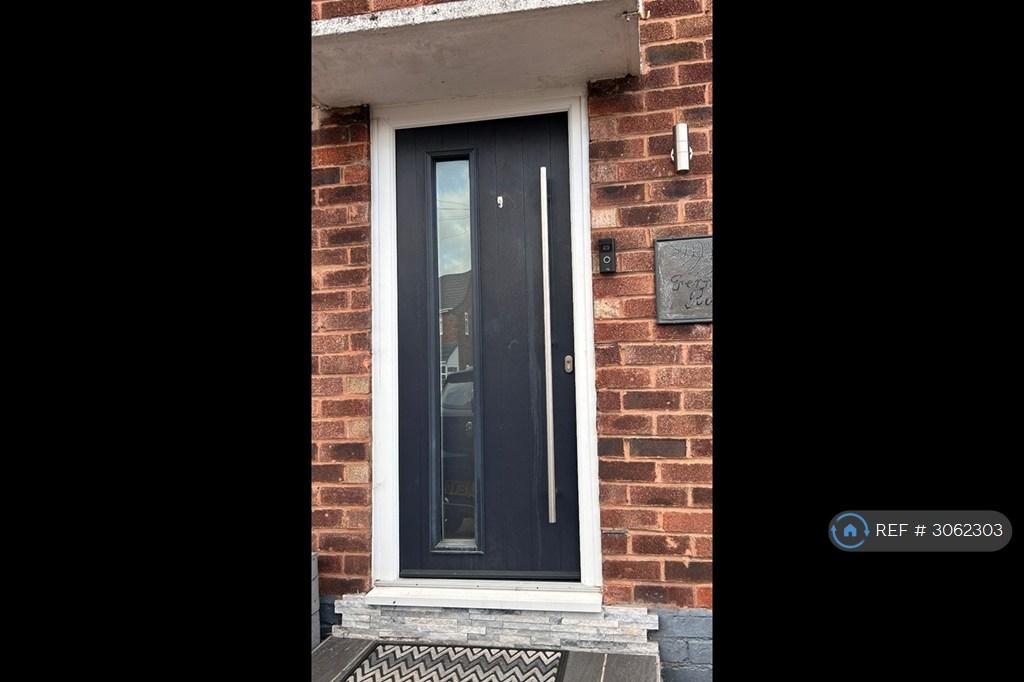 House in Sandwell, West Midlands - View 3