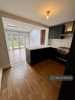 4 bedroom terraced house to rent, Waterside, Milton Keynes, MK6