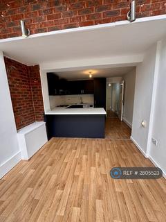 4 bedroom terraced house to rent, Waterside, Milton Keynes, MK6