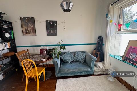 1 bedroom flat to rent, Royal College St, London, NW1