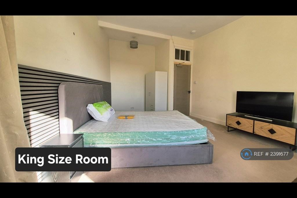 Apartment in Clydebank - View 5