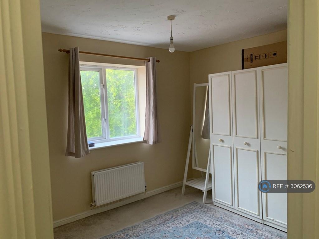 Apartment in Reading - More