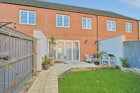 3 bedroom terraced house for sale, Kendle Road, Swaffham