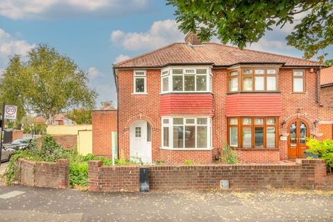 5 bedroom semi-detached house to rent, Whitton Avenue East, UB6, Sudbury, Greenford, UB6