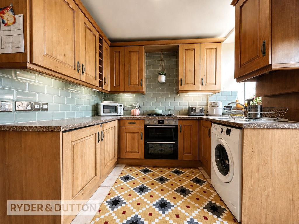 House in Mossley - View 3