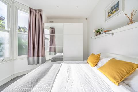 2 bedroom apartment for sale, Maygrove Road, West Hampstead, London, NW6