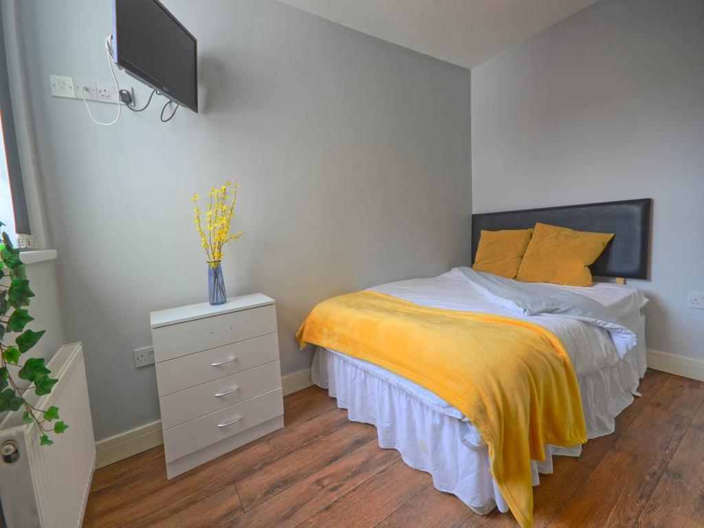 House in Liverpool - View 4