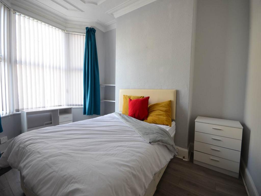 House in Merseyside - View 4