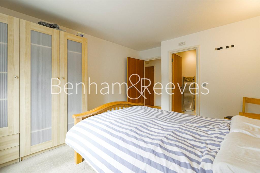 Apartment in London, Royal Arsenal Riverside, Plumstead - More
