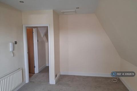 1 bedroom flat to rent, Fowlers Road, Salisbury, SP1