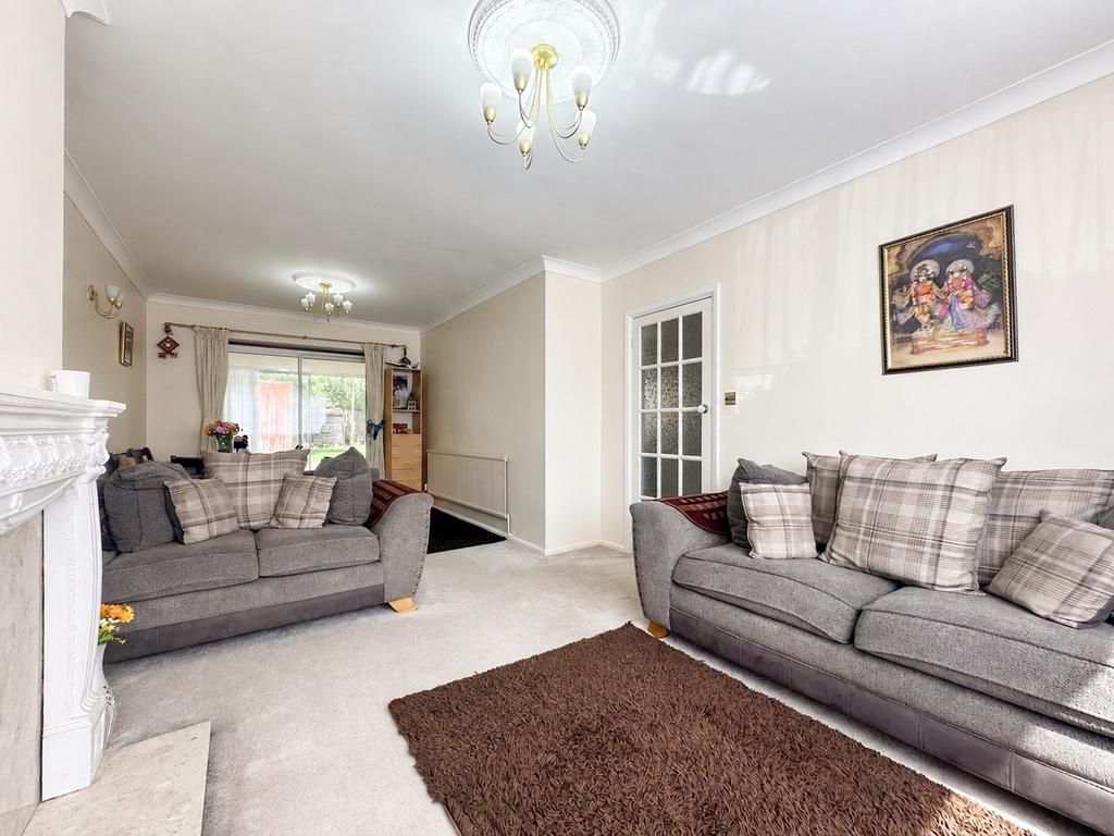 House in London - View 3
