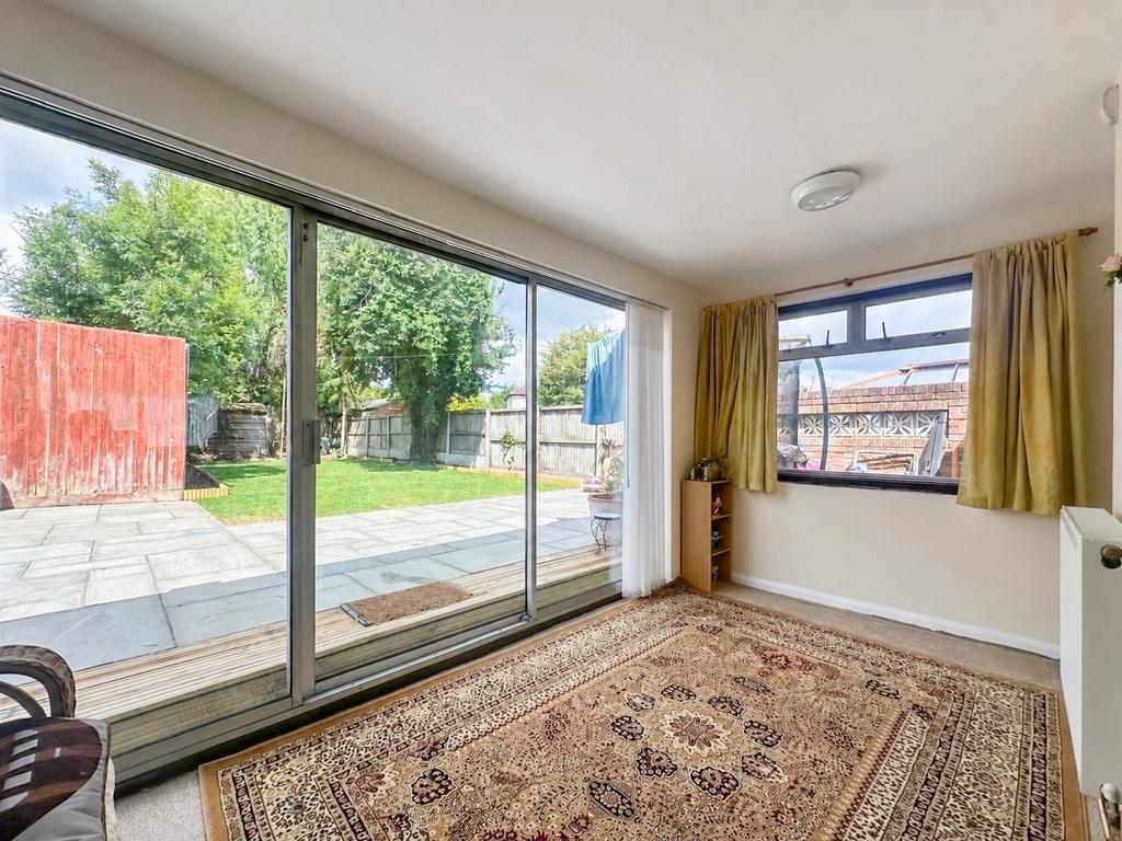 House in London - View 5