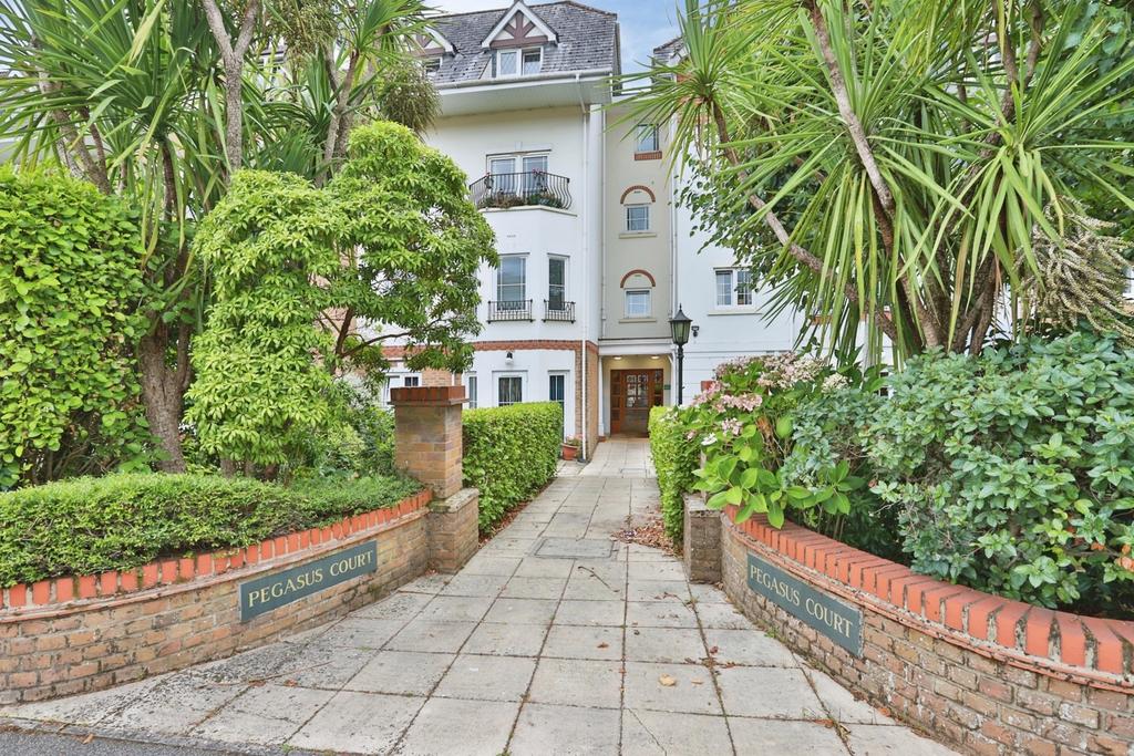 Apartment in Bournemouth