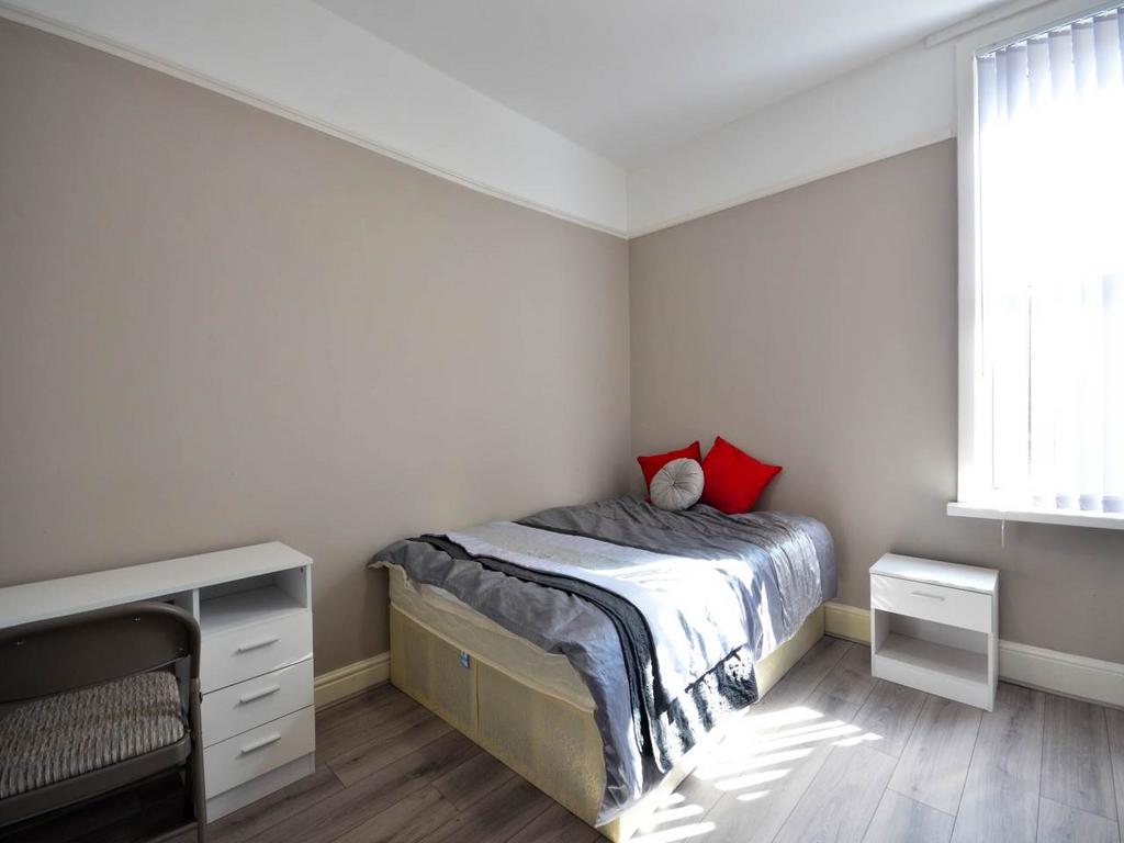House in Liverpool, Knowledge Quarter, Kensington - View 4