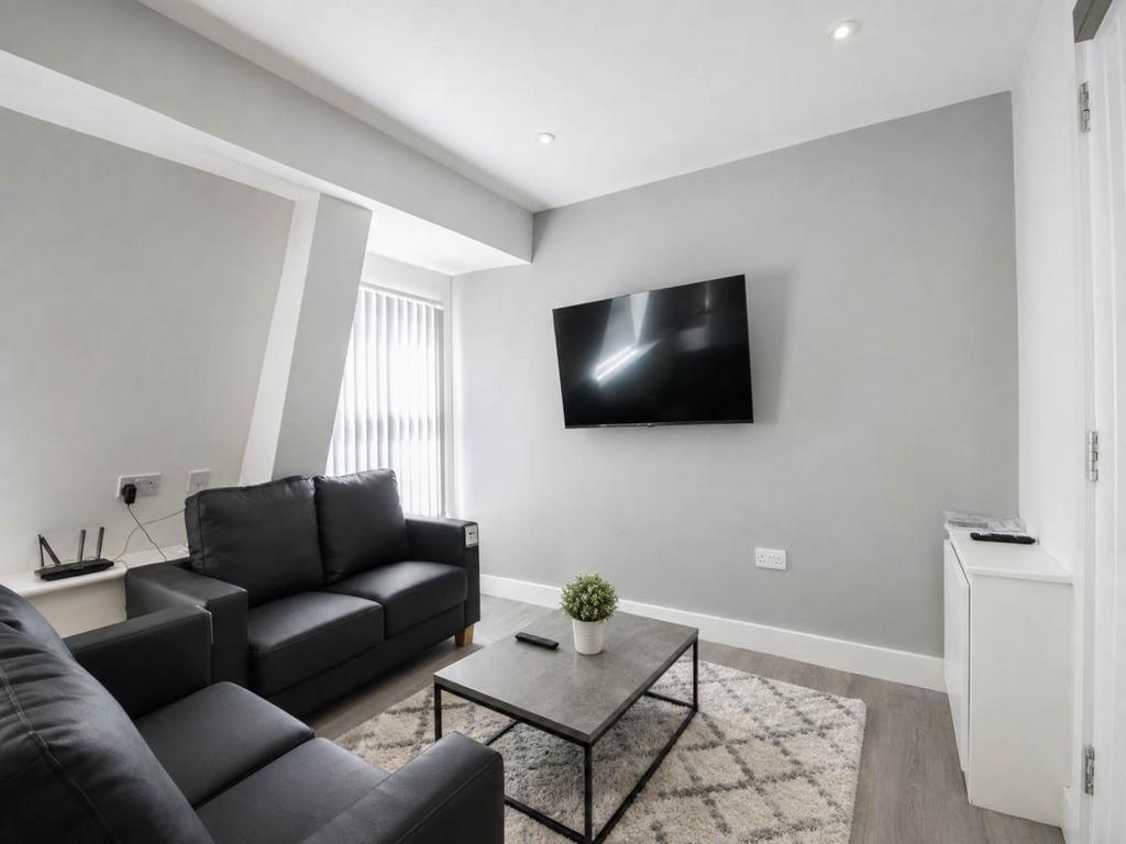 House in Liverpool - More