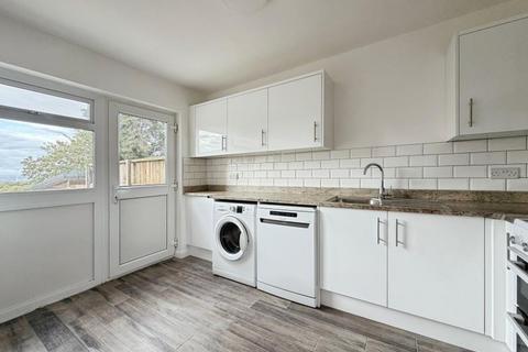 4 bedroom terraced house to rent, Lawrence Weston Road, Bristol BS11