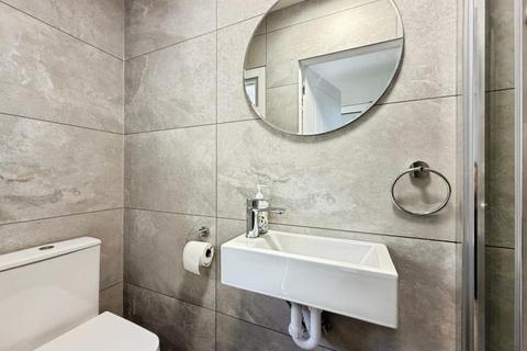 4 bedroom terraced house to rent, Lawrence Weston Road, Bristol BS11