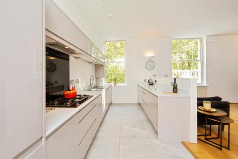 3 bedroom flat for sale, Falkner Square, LIVERPOOL, Merseyside, L8