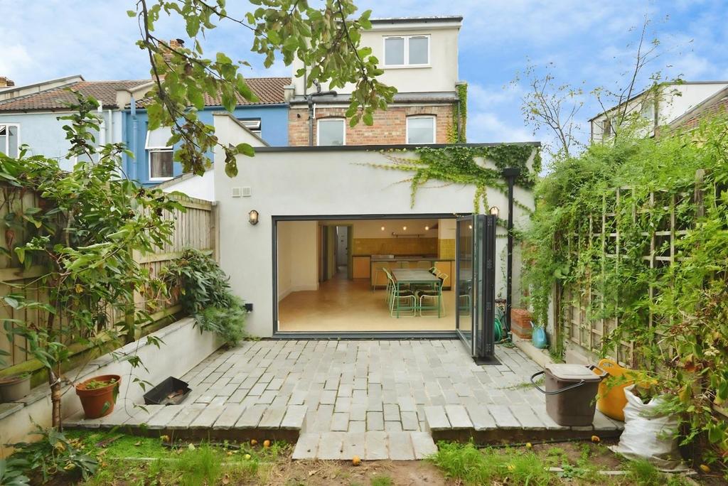 House in Bristol, Greenbank, Easton - View 2