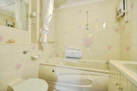 1 bedroom apartment for sale, Dawtrey Court, Southampton SO17