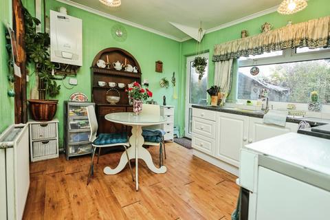 3 bedroom end of terrace house for sale, Ellerton Road, Birmingham, West Midlands, B44