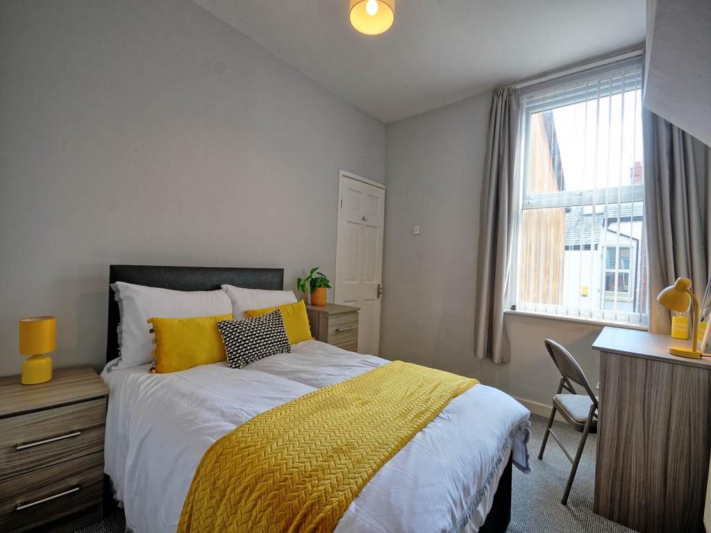 House in Liverpool, Kensington Fields, Kensington - View 5