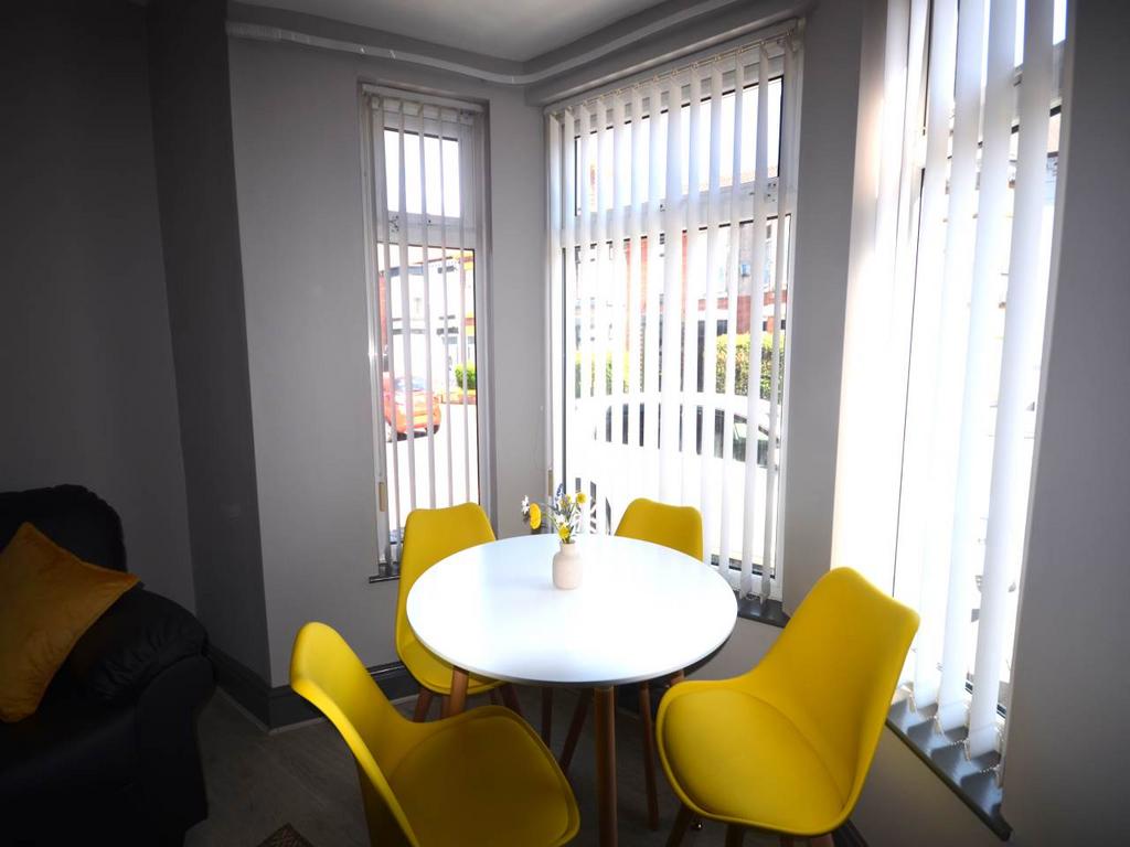 House in Liverpool, Wavertree - View 2