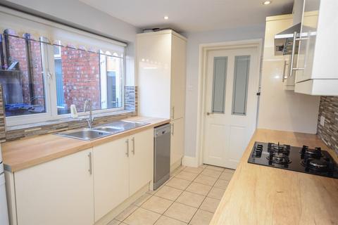 2 bed flat/apartment for rent in Bewick Street, South Shields